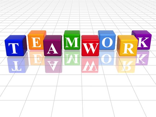 blogging-partner-teamwork.jpg, 120 KB